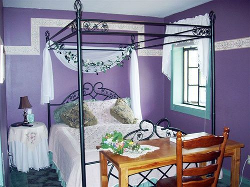 The Historic Brook Forest Inn Evergreen Buitenkant foto